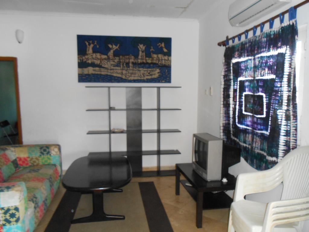 Sanchaba Yellow Apartments Kololi Dış mekan fotoğraf