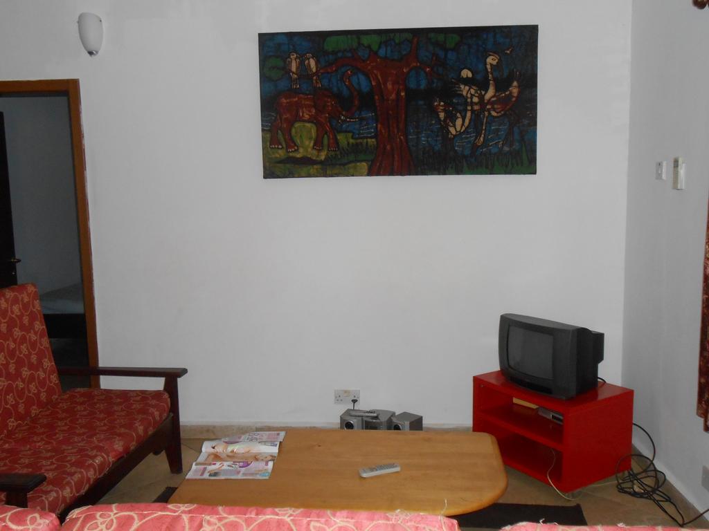 Sanchaba Yellow Apartments Kololi Dış mekan fotoğraf