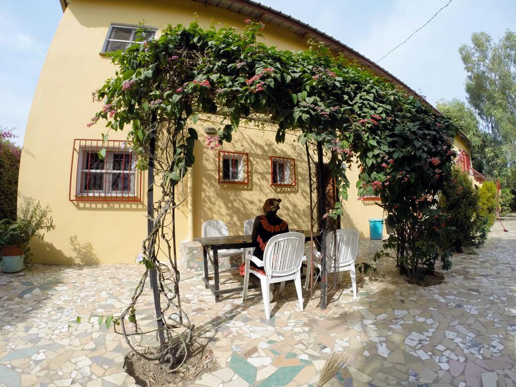 Sanchaba Yellow Apartments Kololi Dış mekan fotoğraf