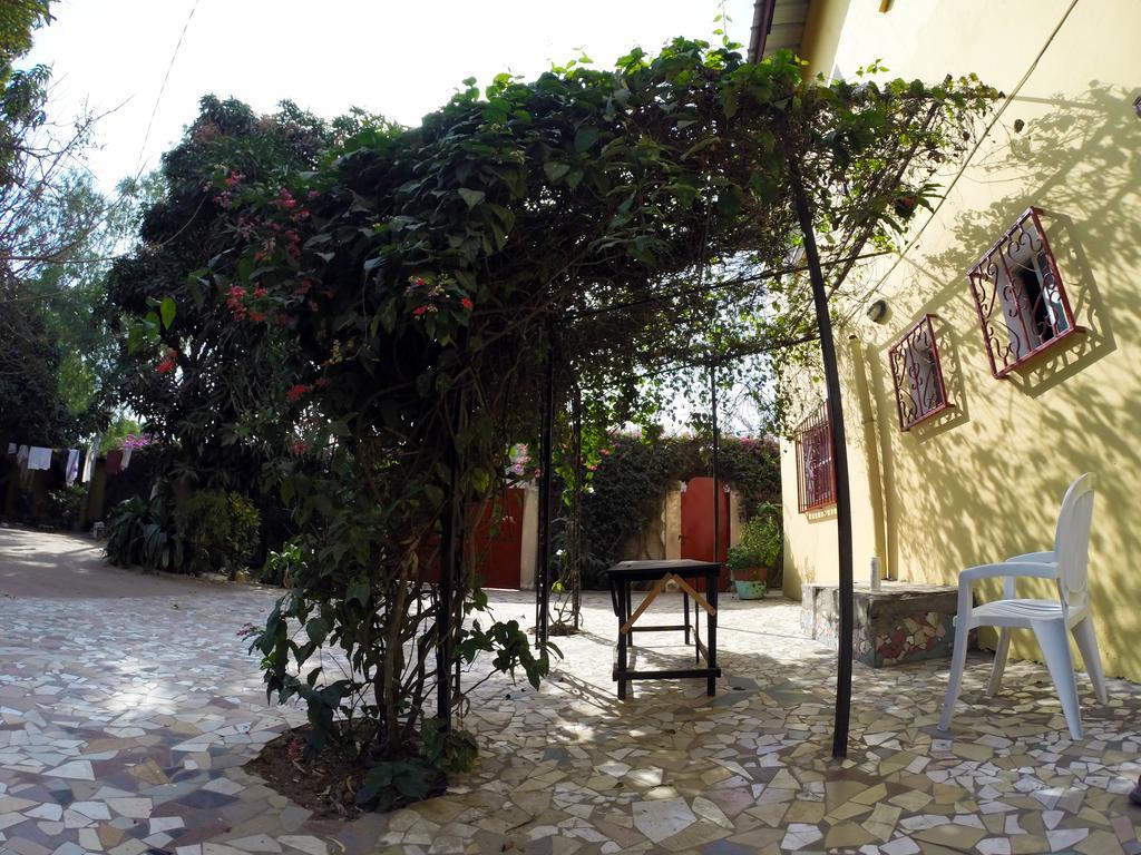 Sanchaba Yellow Apartments Kololi Dış mekan fotoğraf